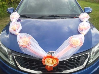Украшение 7-ка на капот, цветы в фатине
