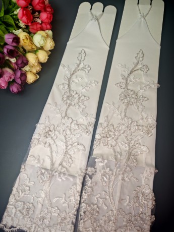 Митенки 38см, БЕЛЫЕ, кружевная аппликация с серебряным люрексом